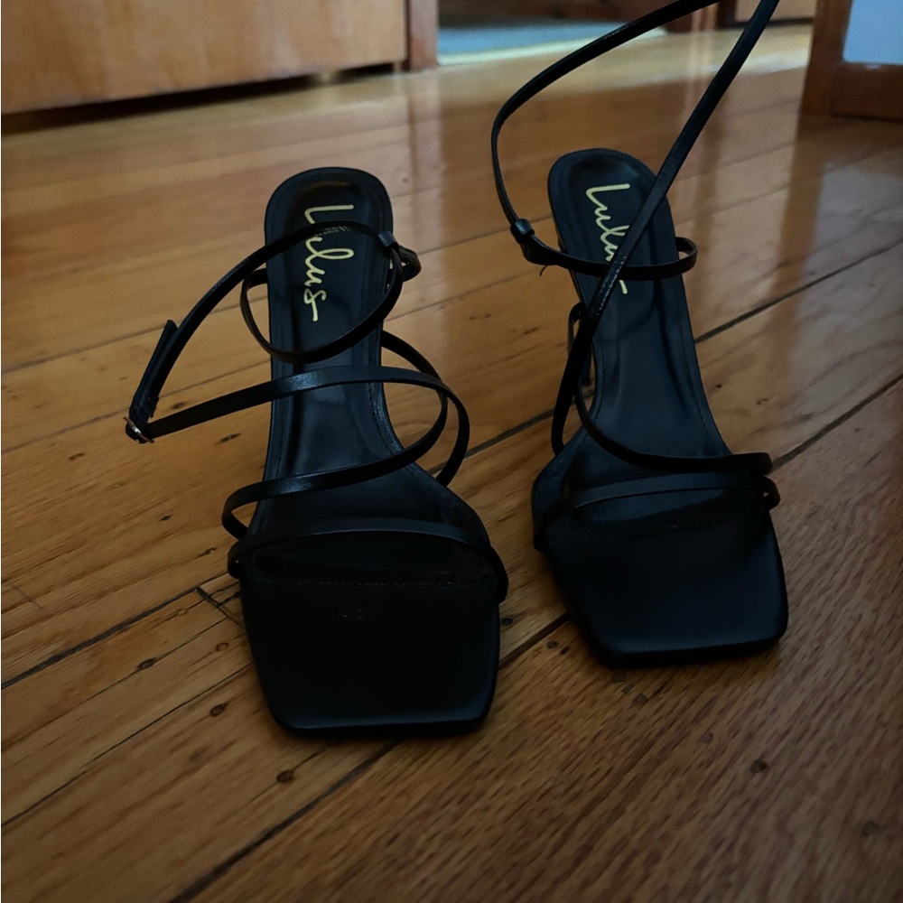 Square toe strappy heels
